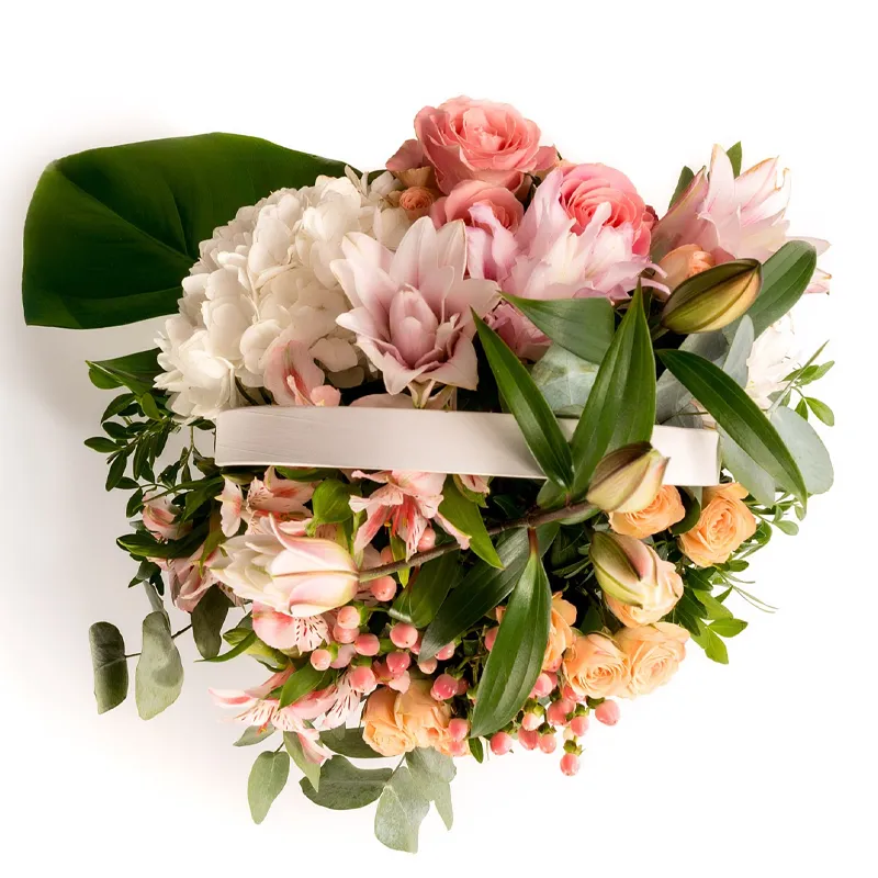 Корзина с цветами Любовные забавы